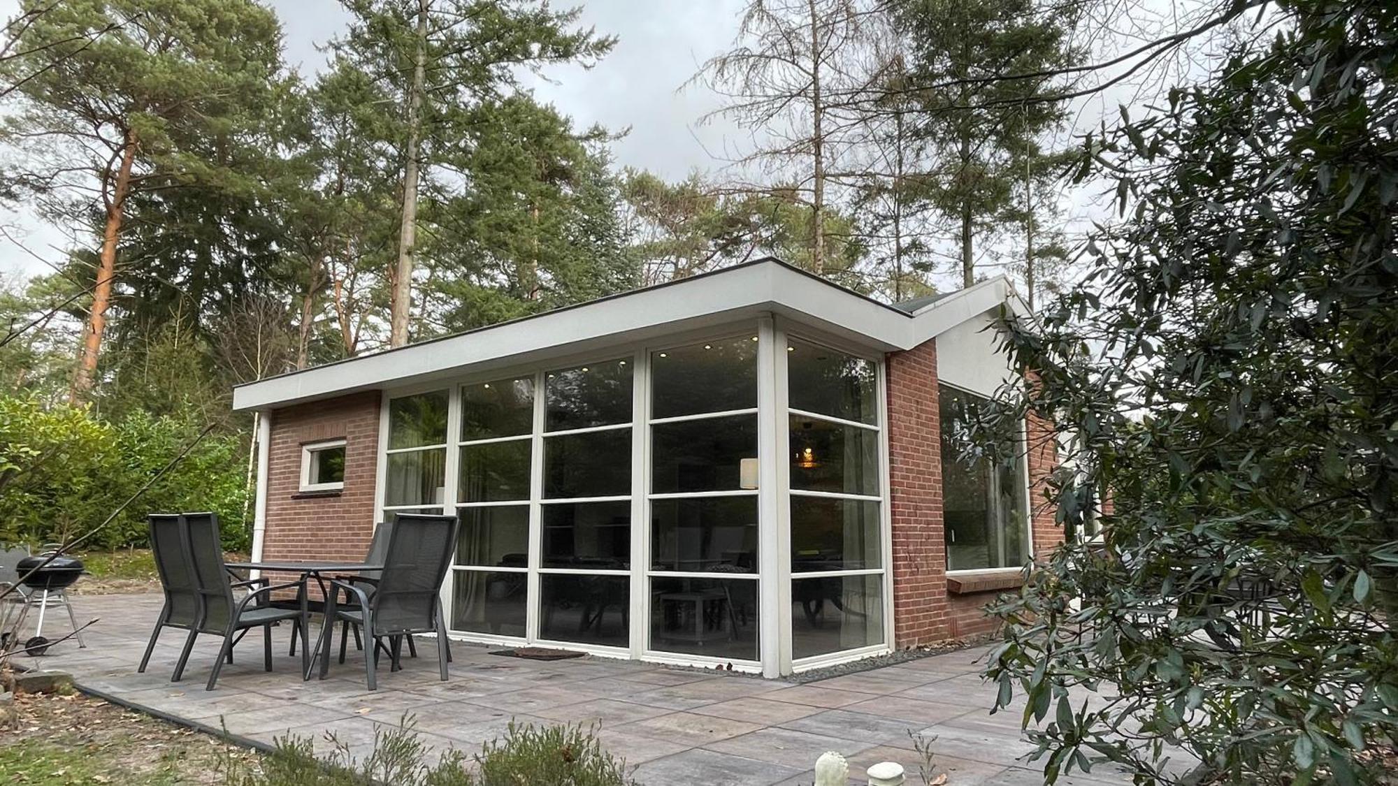 Relaxen In Het Bos Met Privesauna 霍尔顿 外观 照片