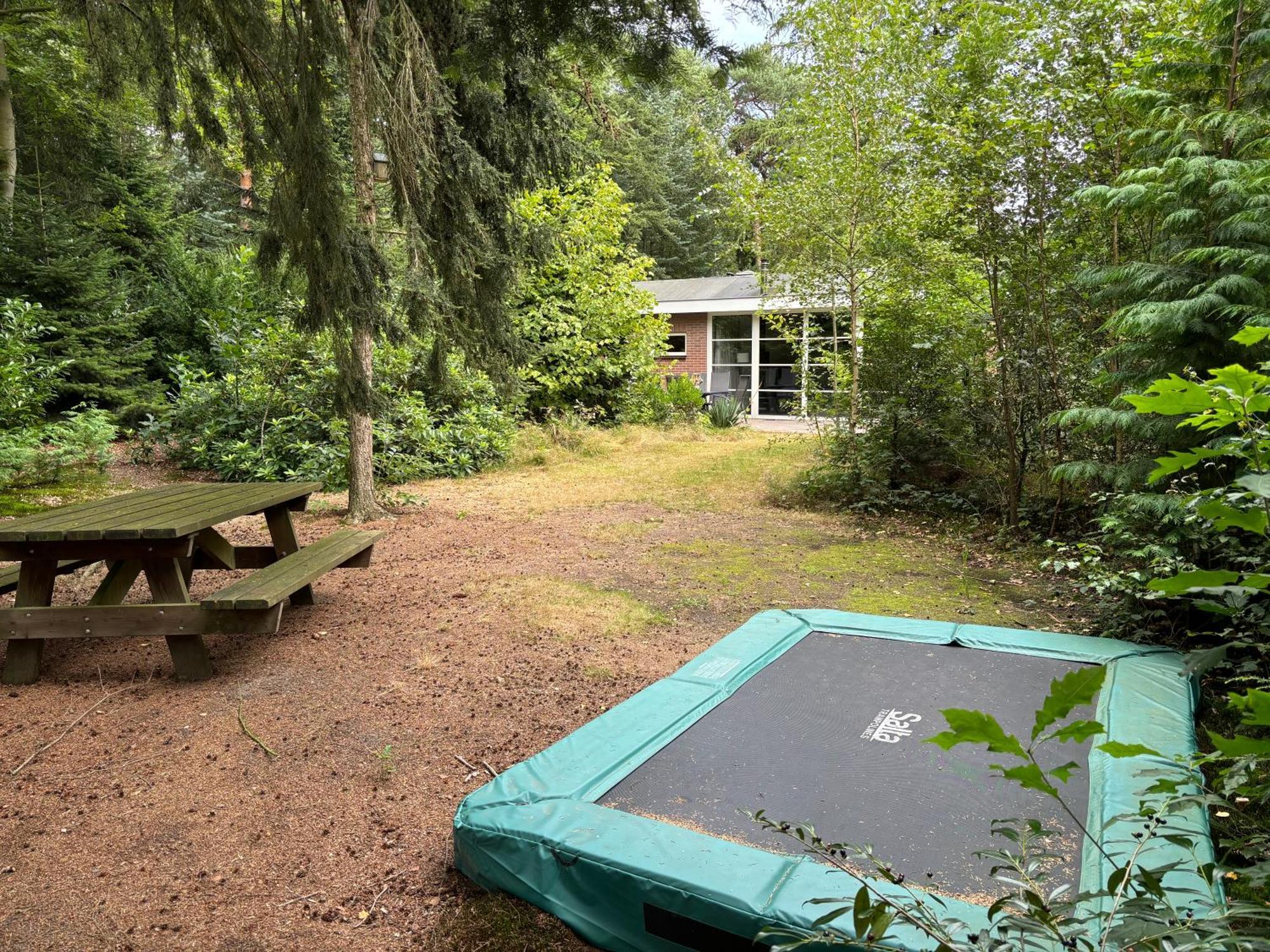Relaxen In Het Bos Met Privesauna 霍尔顿 外观 照片