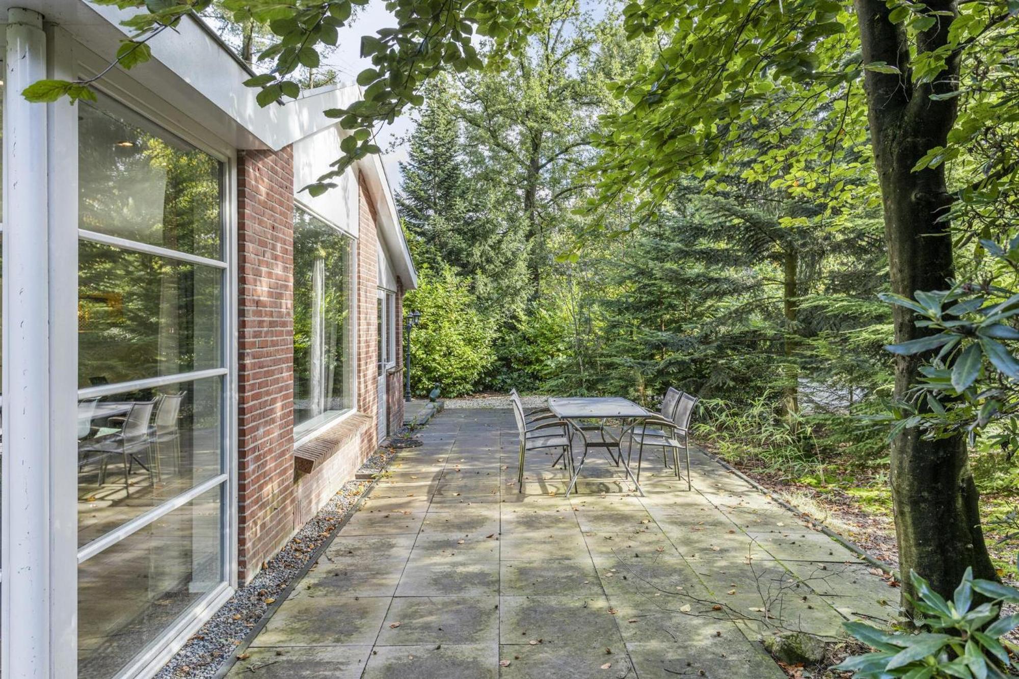 Relaxen In Het Bos Met Privesauna 霍尔顿 外观 照片