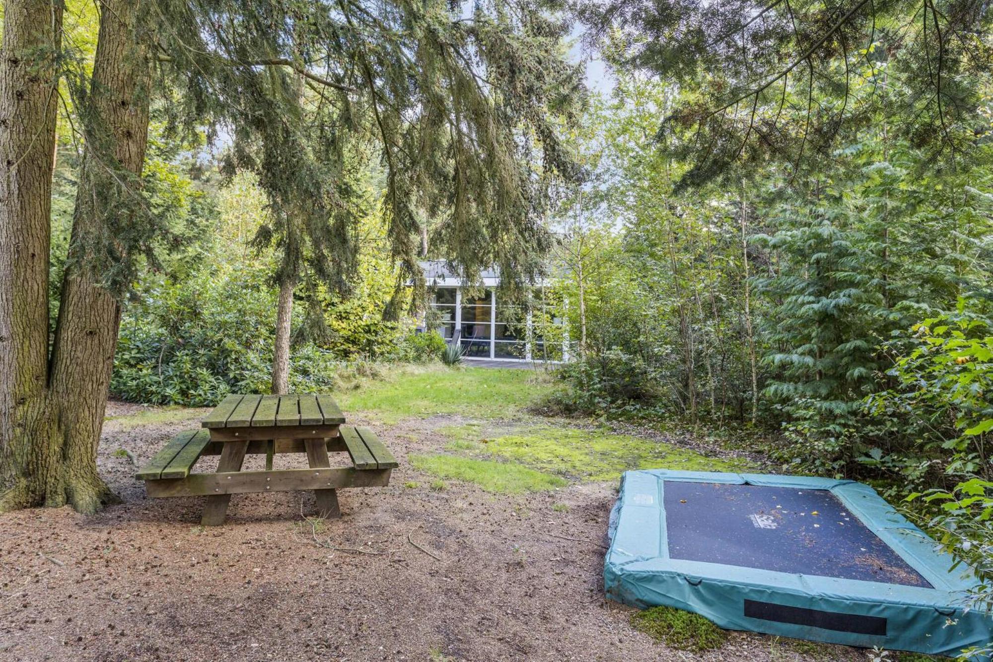 Relaxen In Het Bos Met Privesauna 霍尔顿 外观 照片